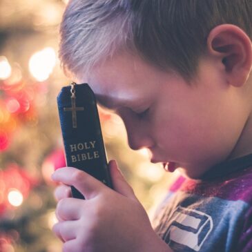 Pourquoi la prière d’un enfant est si puissante