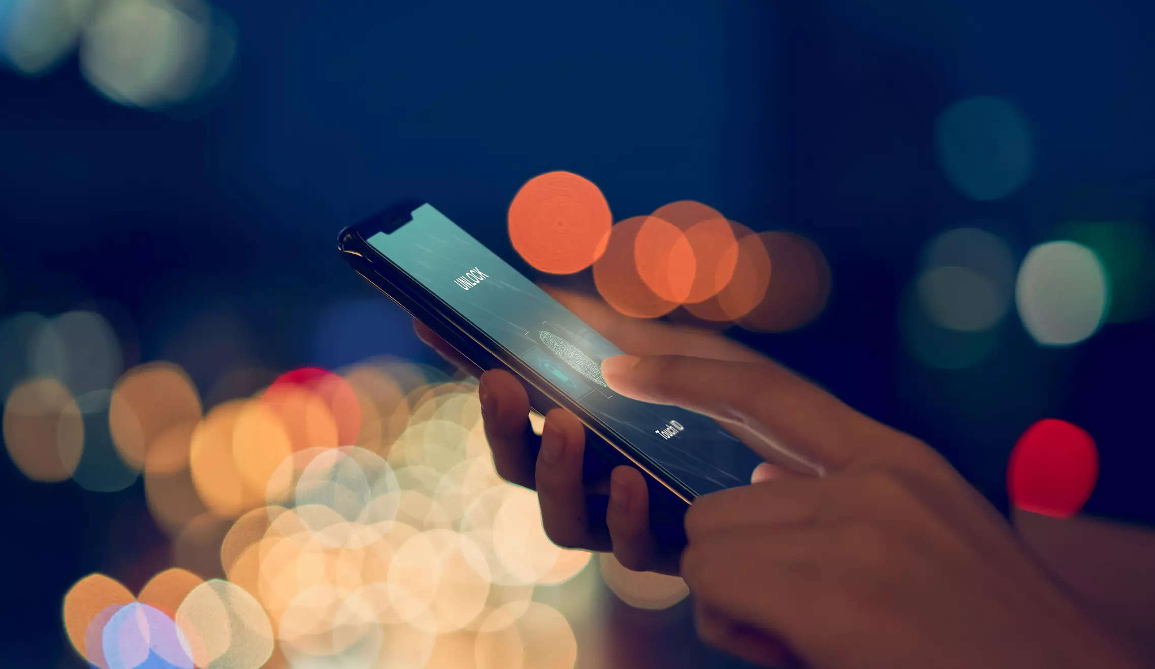 Alt=Notre Père céleste a déjà enregistré votre nom dans sa liste de contacts téléphoniques. Lorsque vous priez, son téléphone sonnera, affichant votre nom.